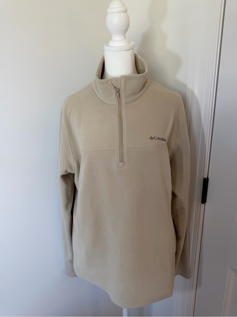 Women’s Columbia Beige Quarter-Zip Fleece Pullover